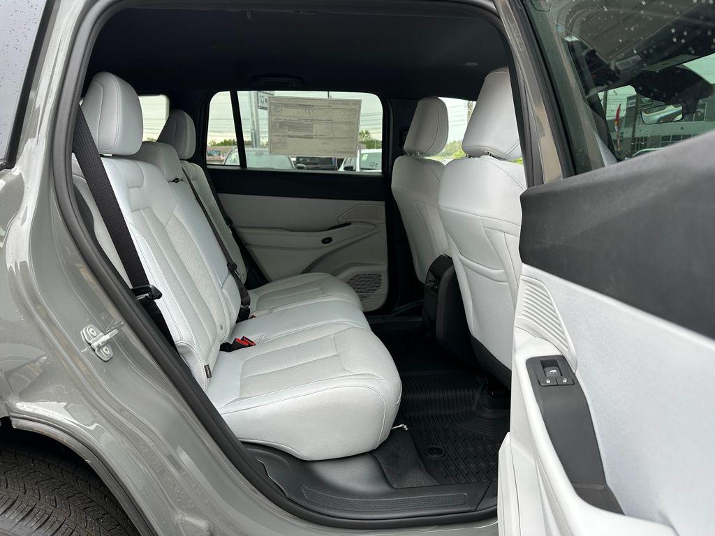 new 2026 Jeep Cherokee car, priced at $38,814
