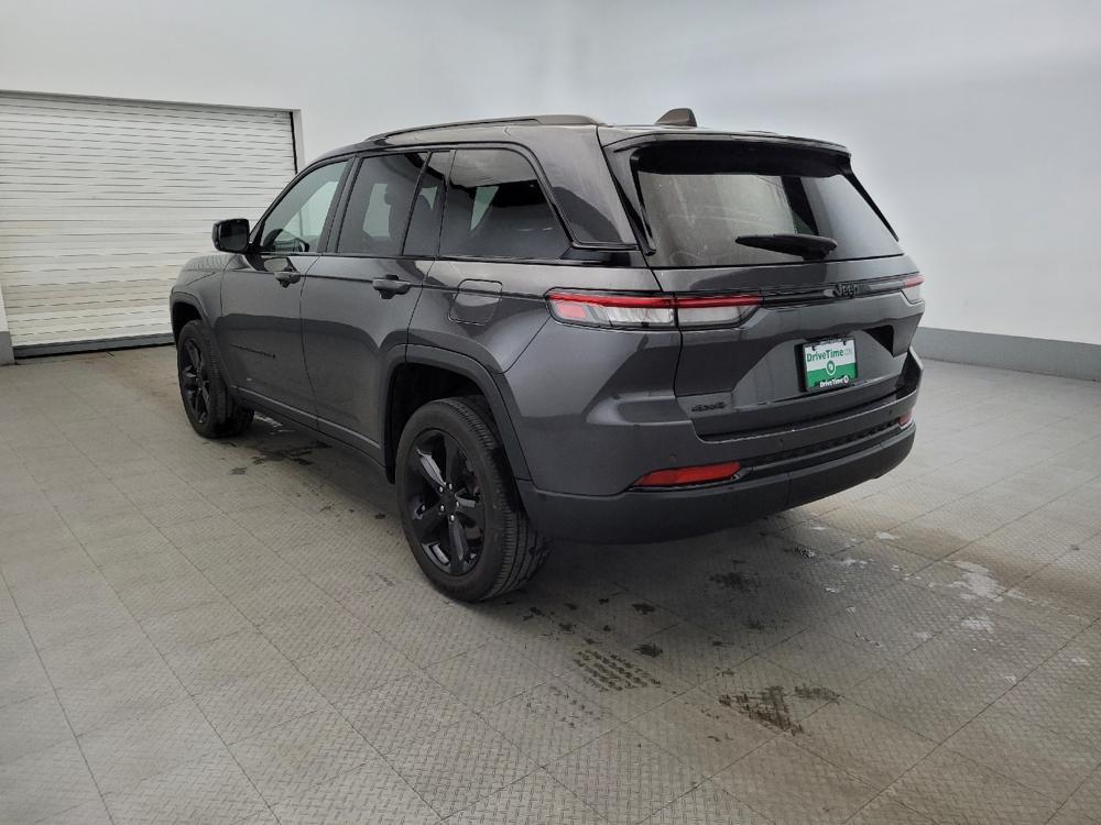 used 2023 Jeep Grand Cherokee car, priced at $30,495