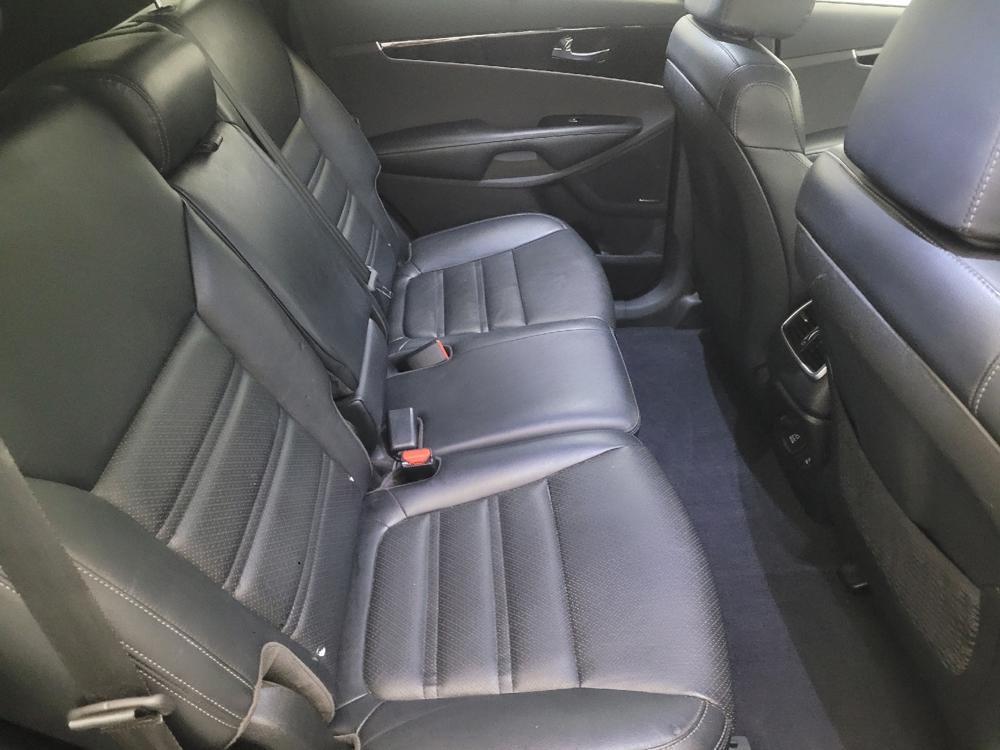 used 2019 Kia Sorento car, priced at $17,695