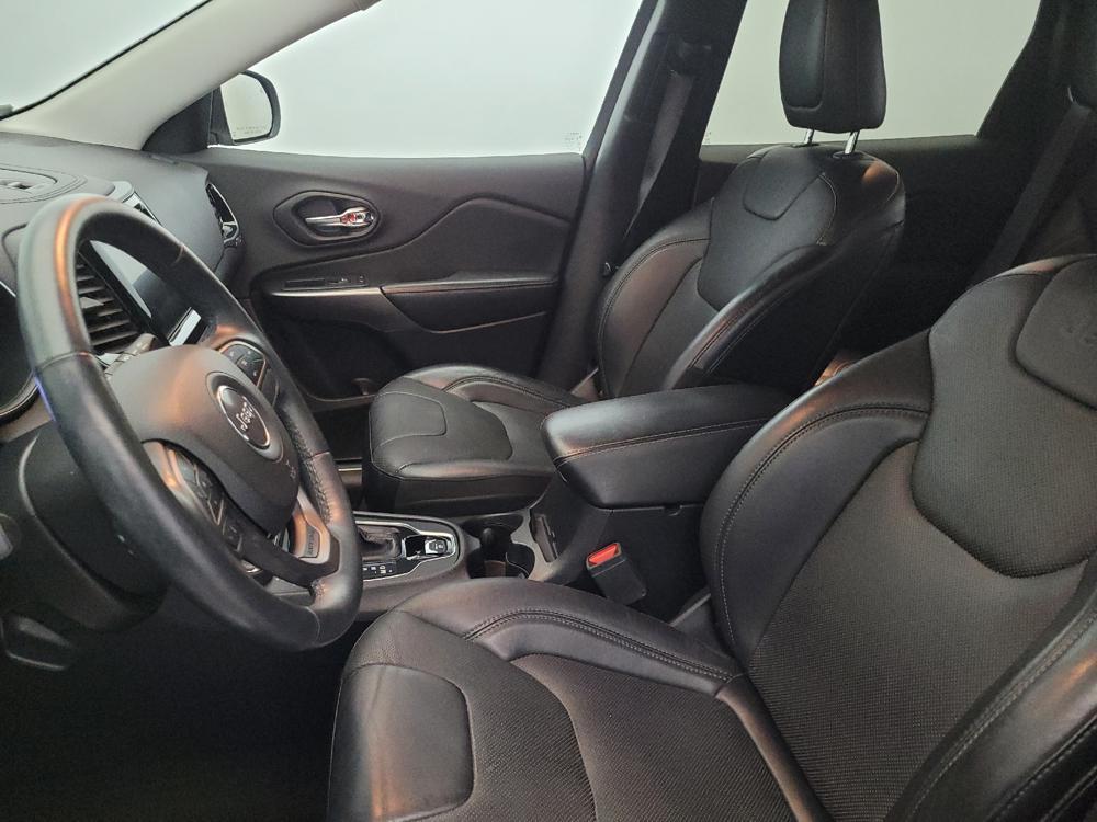 used 2019 Jeep Cherokee car, priced at $20,395