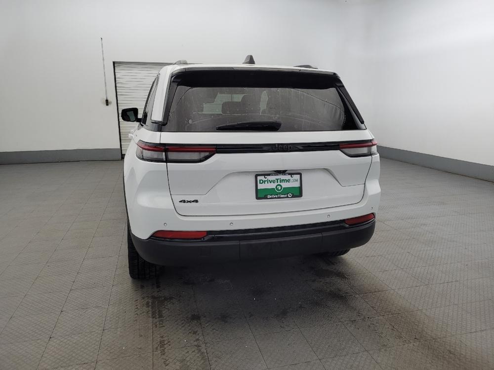 used 2023 Jeep Grand Cherokee car, priced at $27,995