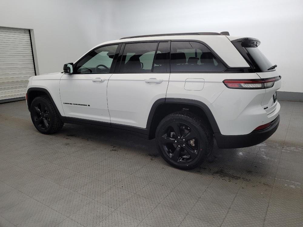 used 2023 Jeep Grand Cherokee car, priced at $27,995