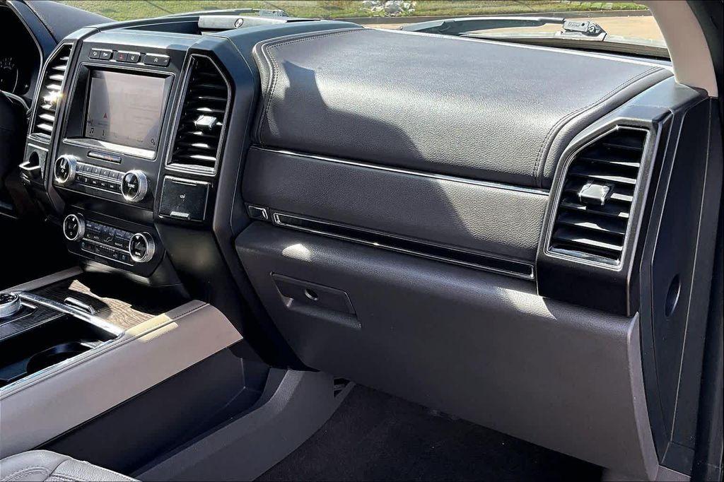 used 2019 Ford Expedition car, priced at $24,900