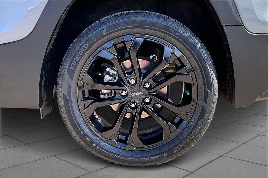 used 2021 GMC Terrain car, priced at $18,900