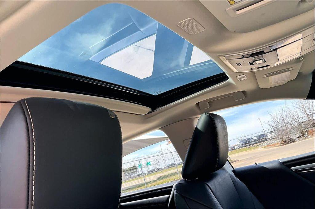 used 2024 Lexus ES 350 car, priced at $36,500