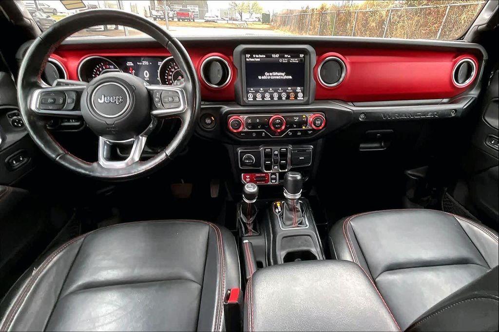 used 2022 Jeep Wrangler Unlimited car, priced at $33,900