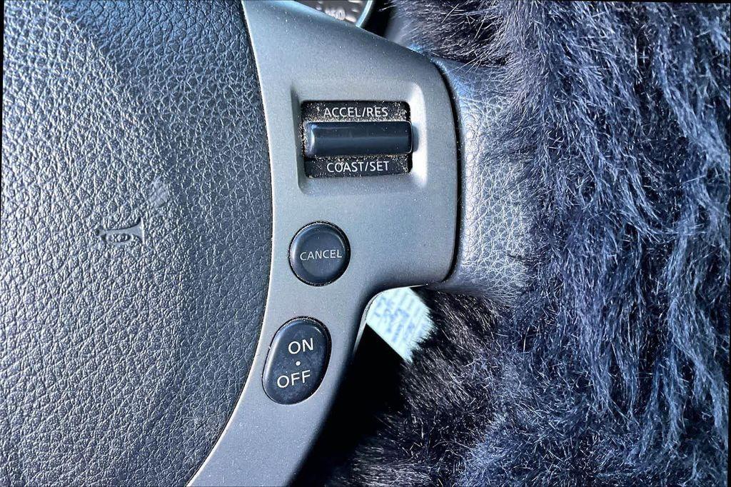 used 2014 Nissan Rogue Select car, priced at $5,900