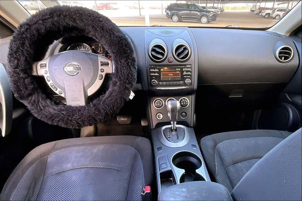 used 2014 Nissan Rogue Select car, priced at $5,900