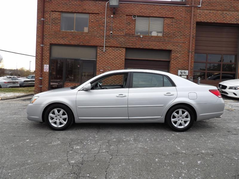 used 2006 Toyota Avalon car, priced at $9,995