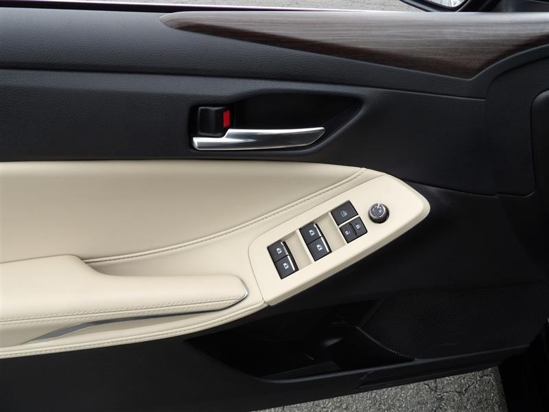 used 2022 Toyota Avalon car, priced at $30,995