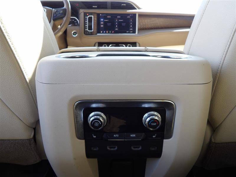 used 2021 GMC Yukon XL car, priced at $45,995