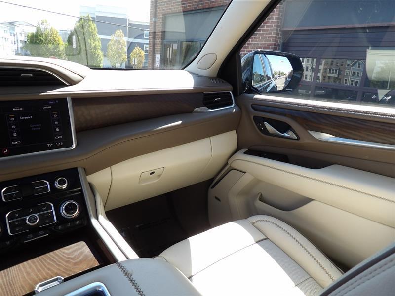 used 2021 GMC Yukon XL car, priced at $45,995