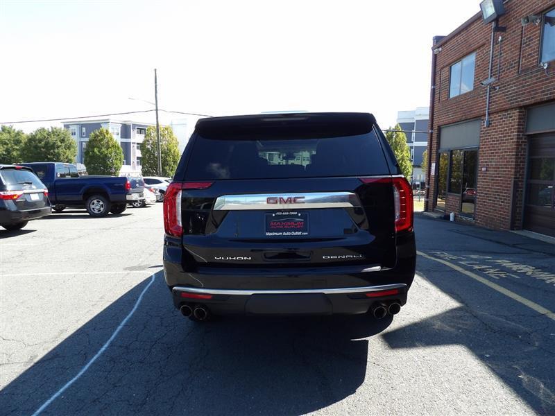used 2021 GMC Yukon XL car, priced at $45,995