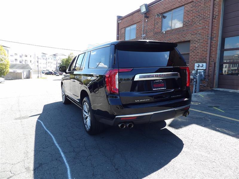 used 2021 GMC Yukon XL car, priced at $45,995