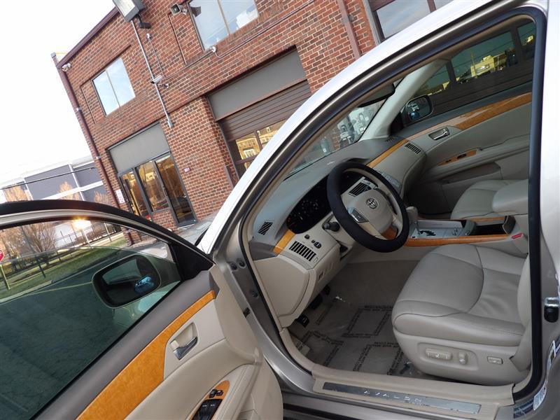 used 2007 Toyota Avalon car, priced at $3,995