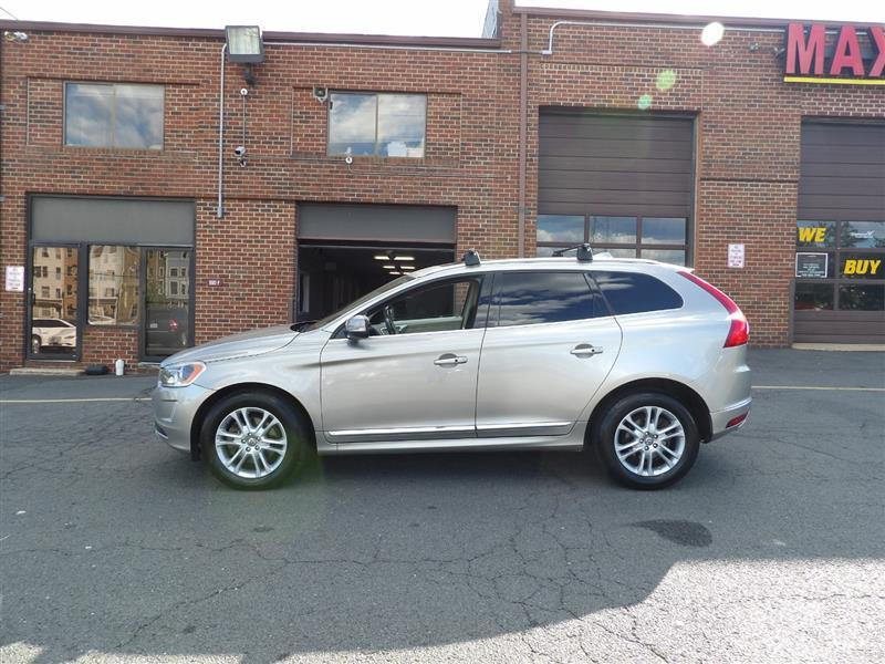 used 2015 Volvo XC60 car, priced at $10,995