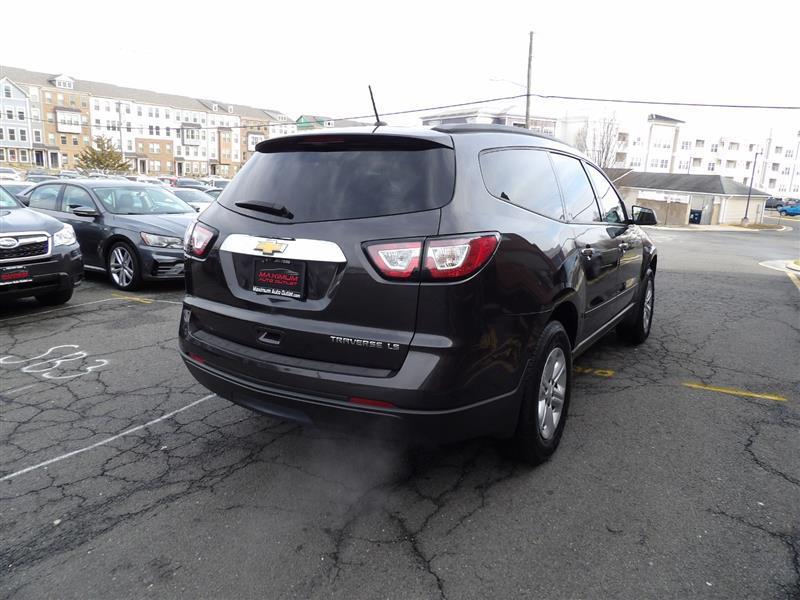 used 2015 Chevrolet Traverse car, priced at $6,995