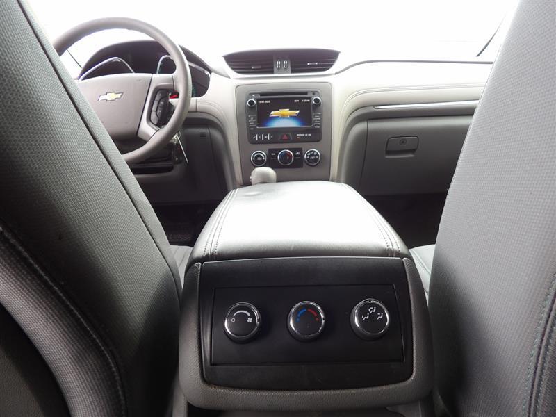 used 2015 Chevrolet Traverse car, priced at $6,995