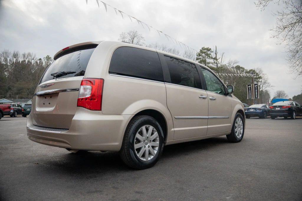 used 2016 Chrysler Town & Country car, priced at $8,995
