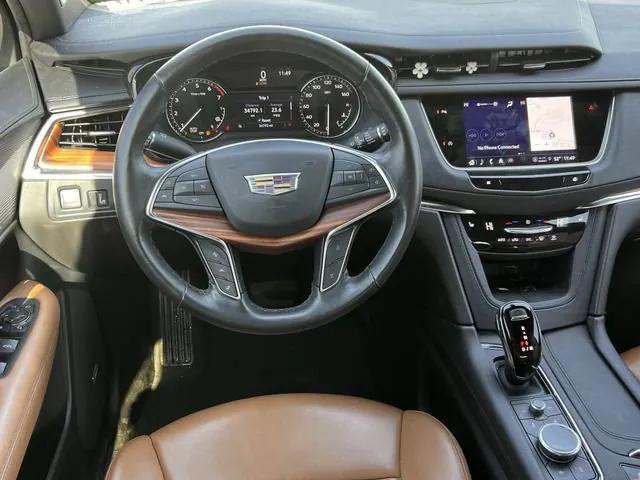 used 2023 Cadillac XT5 car, priced at $27,839