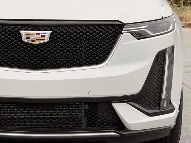 used 2023 Cadillac XT6 car, priced at $34,999