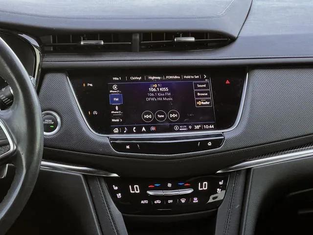 used 2022 Cadillac XT5 car, priced at $31,464