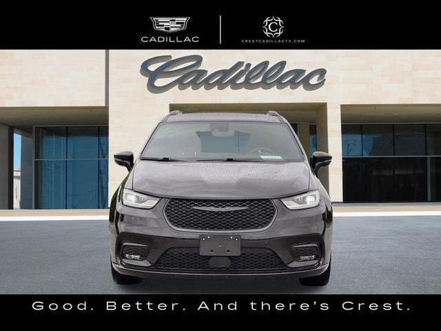 used 2025 Chrysler Pacifica car, priced at $32,608