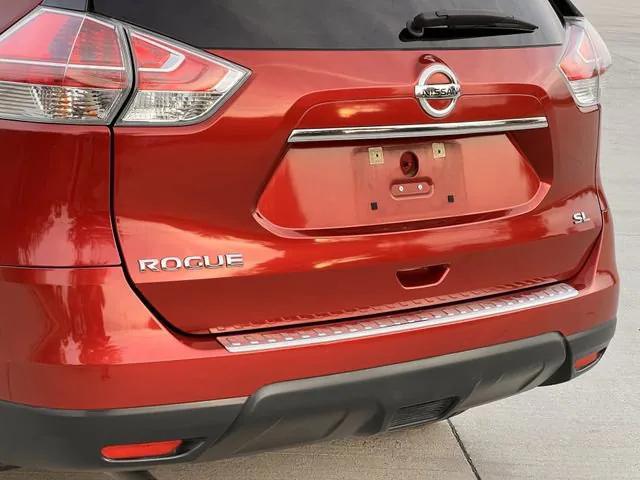 used 2015 Nissan Rogue car, priced at $13,427