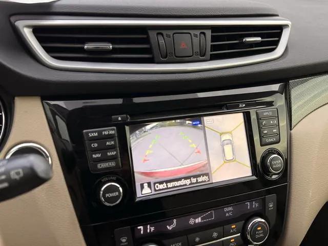 used 2015 Nissan Rogue car, priced at $13,427