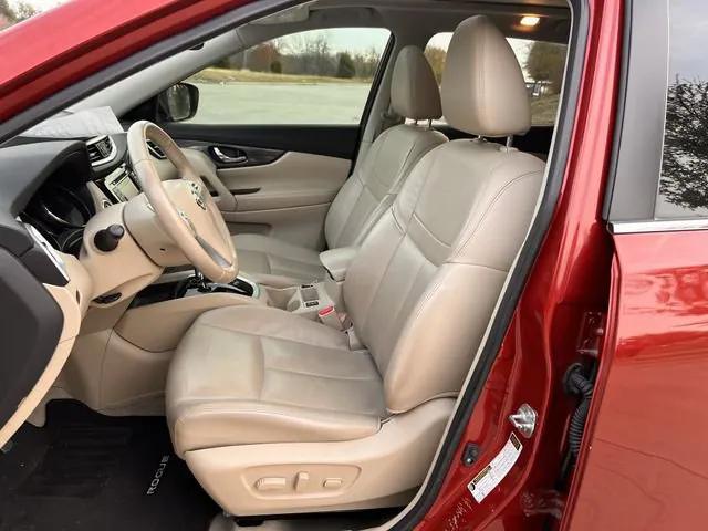 used 2015 Nissan Rogue car, priced at $13,427