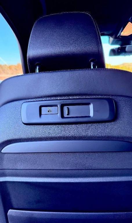 used 2021 BMW X7 car, priced at $55,990