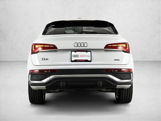 Audi Q5 view 7