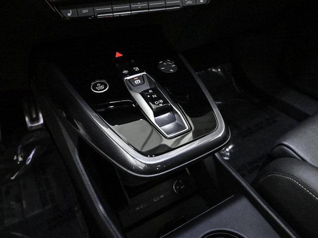 Audi Q4 e-tron view 12