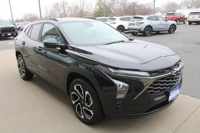 used 2025 Chevrolet Trax car, priced at $24,990