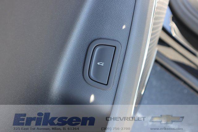 new 2026 Chevrolet Traverse car, priced at $57,220