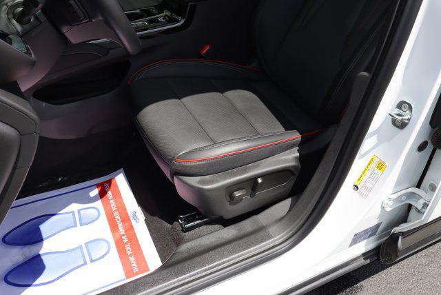 used 2023 Buick Envision car, priced at $34,990