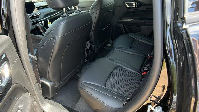 new 2025 Jeep Compass car, priced at $28,995