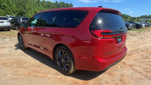 new 2026 Chrysler Pacifica car, priced at $37,250