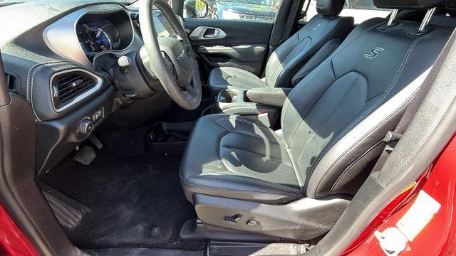 used 2024 Chrysler Pacifica Hybrid car, priced at $31,999