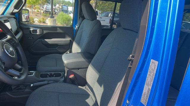 new 2025 Jeep Wrangler car, priced at $34,299