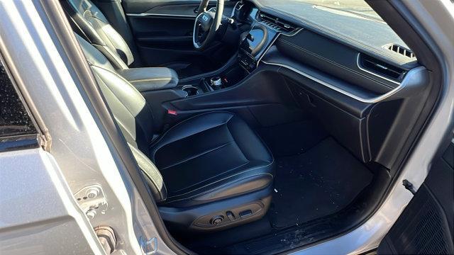 used 2024 Jeep Grand Cherokee car, priced at $24,995