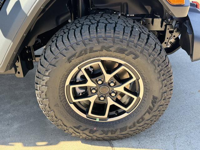 new 2025 Jeep Gladiator car, priced at $47,330