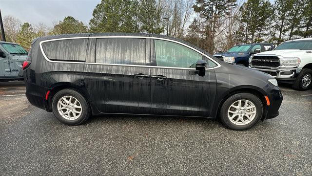 used 2024 Chrysler Pacifica car, priced at $22,100
