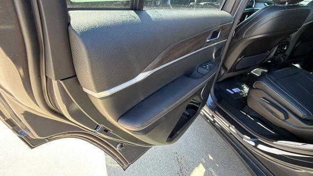 new 2026 Jeep Grand Cherokee L car, priced at $46,895