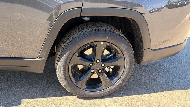 new 2026 Jeep Grand Cherokee L car, priced at $46,895