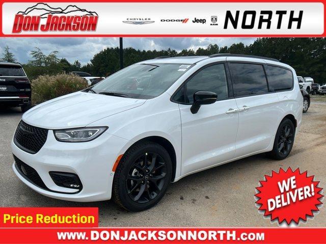 new 2026 Chrysler Pacifica car, priced at $44,090