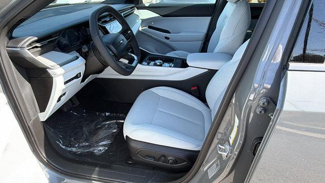new 2026 Jeep Cherokee car, priced at $35,289