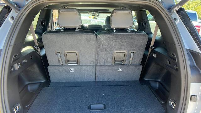 new 2025 Jeep Grand Cherokee L car, priced at $37,425