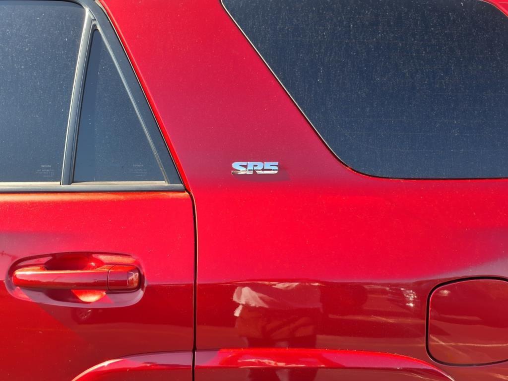 2018 Barcelona Red Metallic Toyota 4Runner