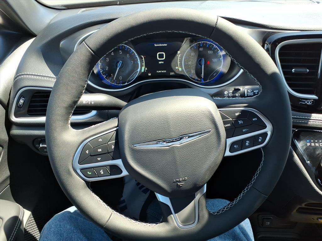 new 2026 Chrysler Pacifica car, priced at $44,983